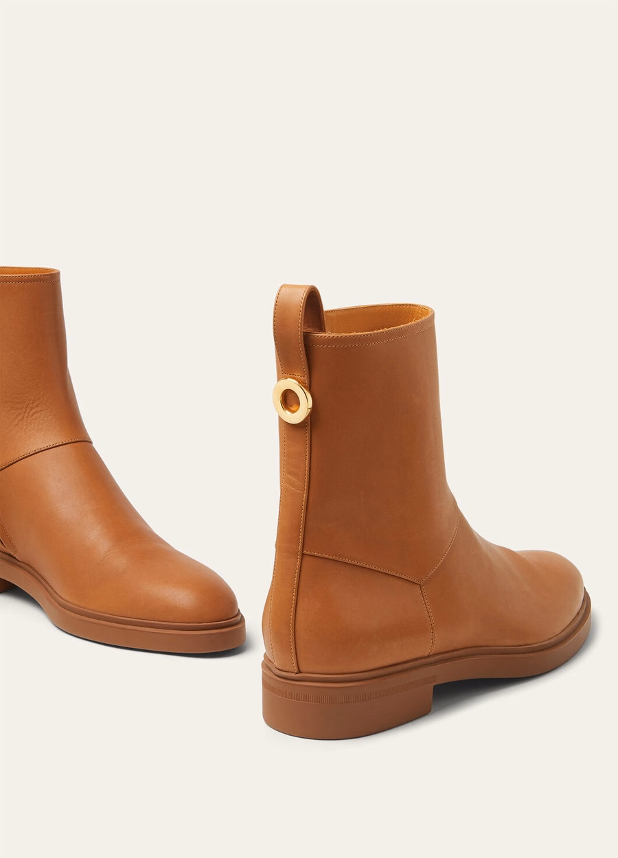 Botas de cano curto Kilda em pele de vitelo curtida dourada