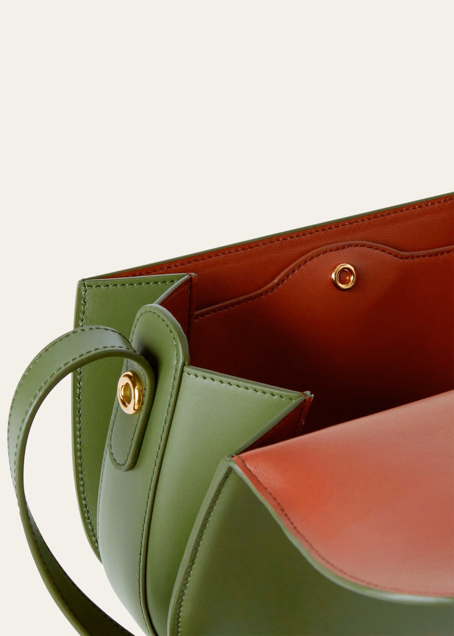 Bolsa pequena Ghira em couro de bezerro liso, verde musgo escuro/Kummel