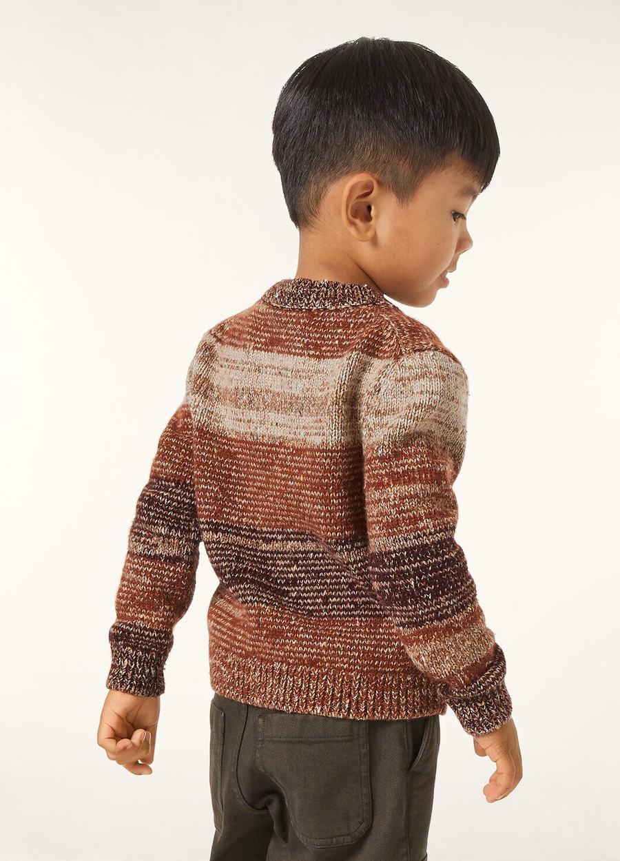 Camiseta infantil Kaleidos de gola redonda em seda e cashmere nas cores Kasha/Noz-moscada/Amora-preta