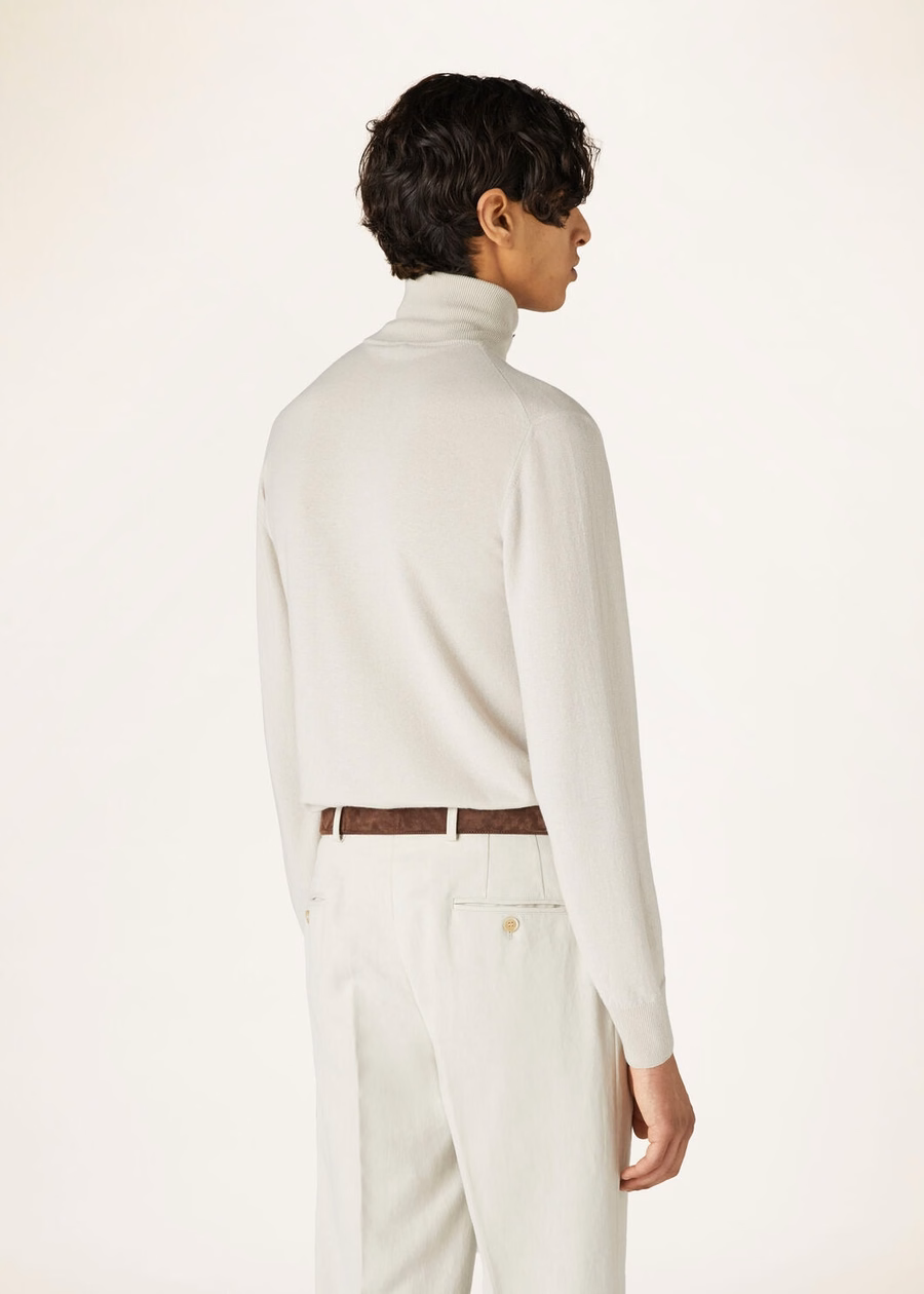 Gola alta em cashmere bebê cinza gelo