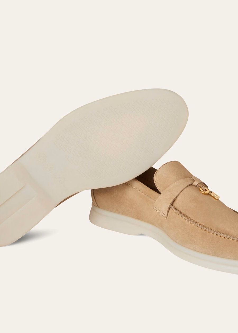 Mocassim Summer Charms Walk em camurça cor areia