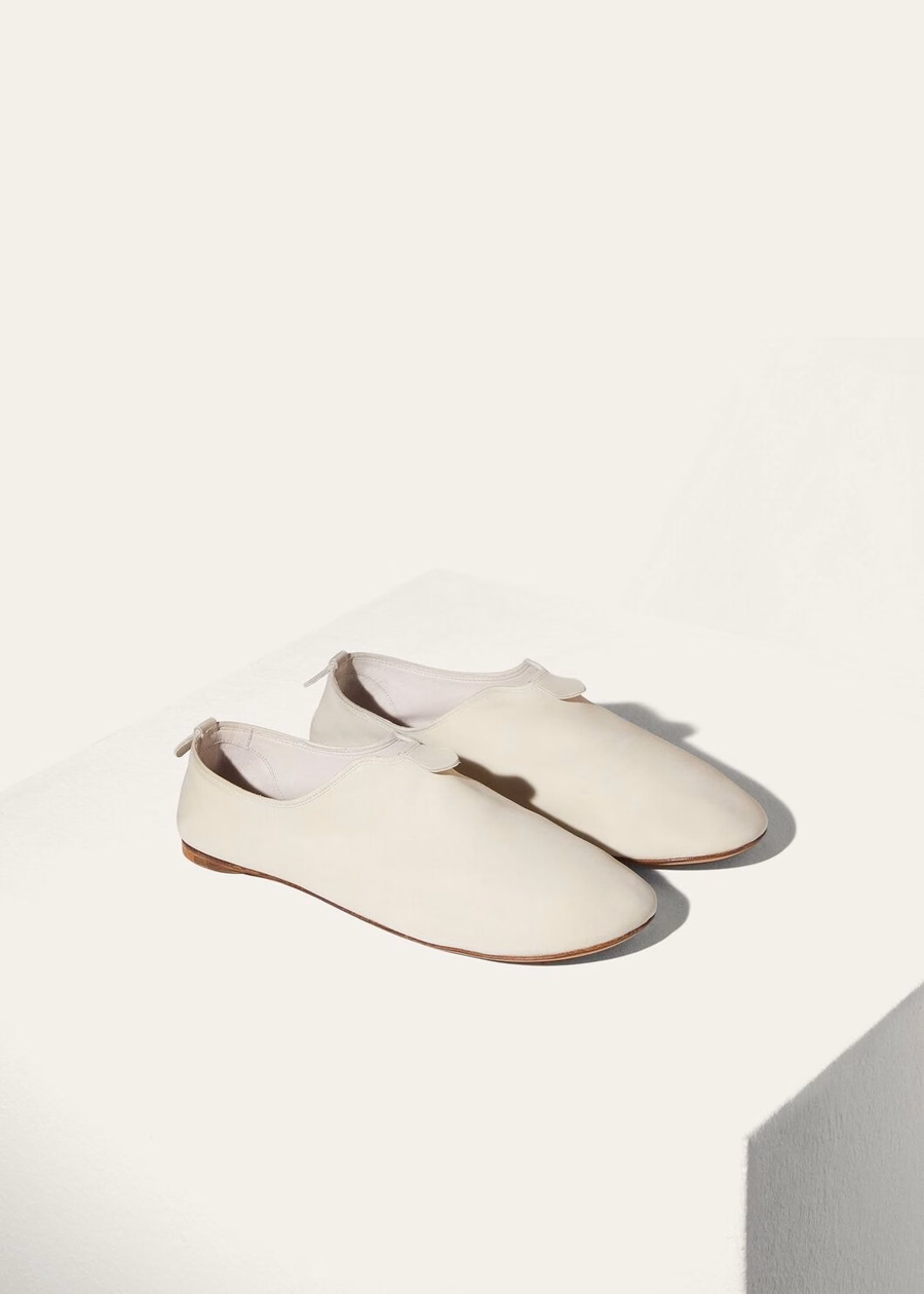 Mocassim Flutuante Whisper em Couro de Bezerro Branco