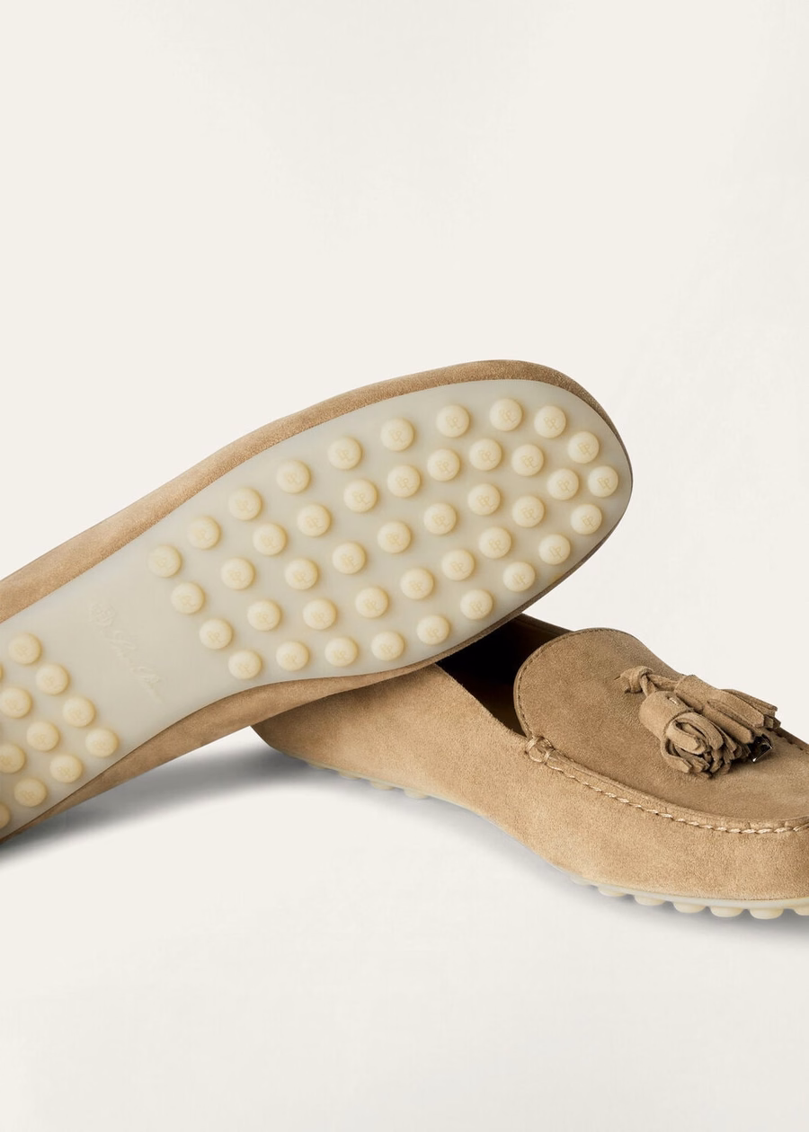 Mocassim Dot Sole Walk em camurça de cabra e manteiga de caju
