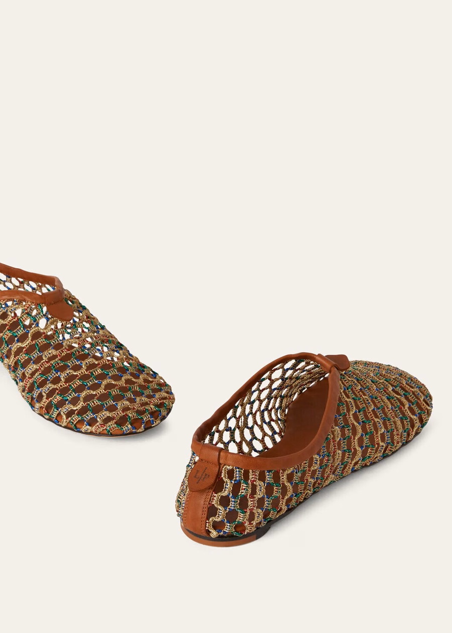 Mocassim plano e macio em microfibra, estilo resort, multicolorido.