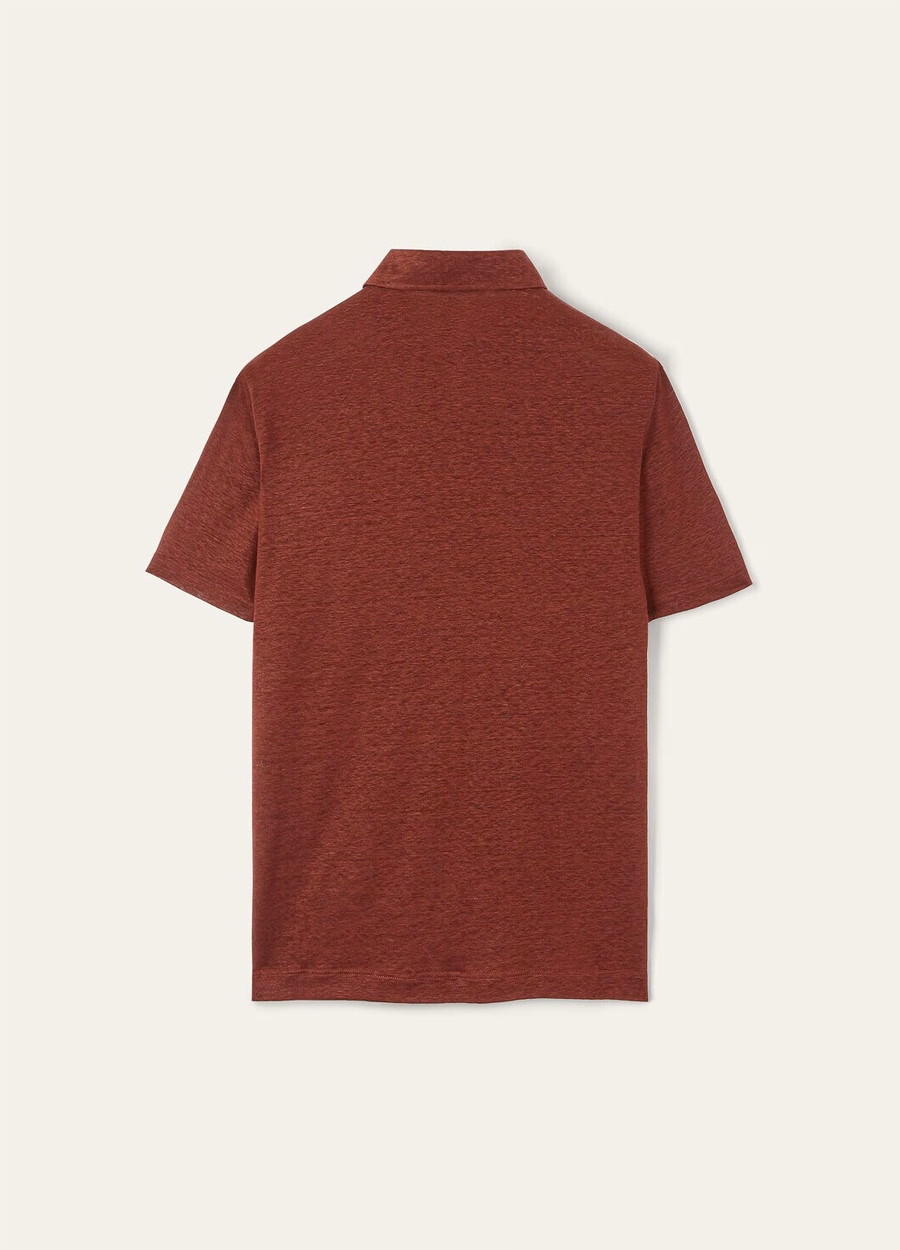 Camisa polo de linho cor vinho.