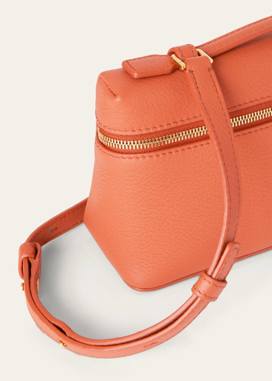 Bolso extra L19 Coral Fiction/Sun Gold em couro de bezerro granulado