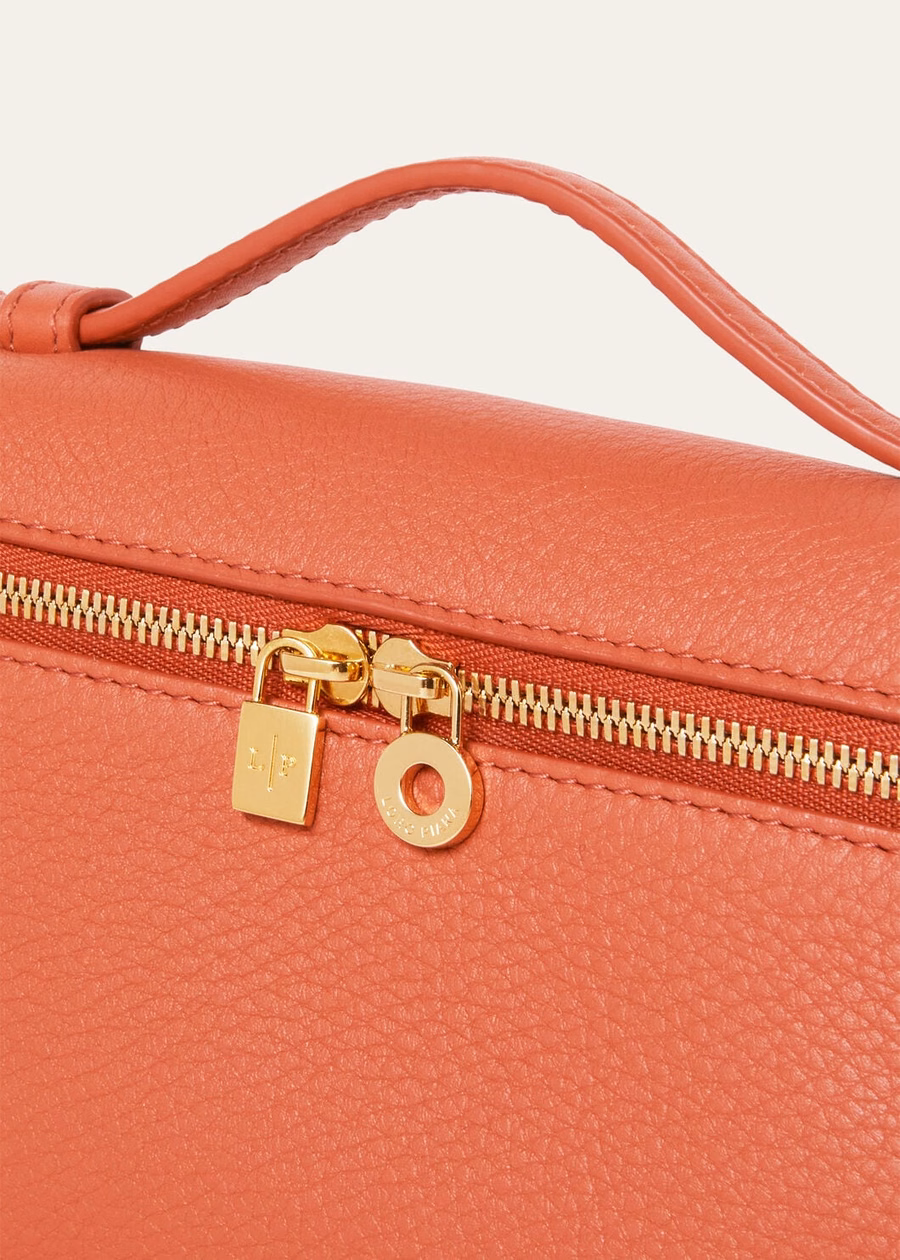 Bolso extra L19 Coral Fiction/Sun Gold em couro de bezerro granulado