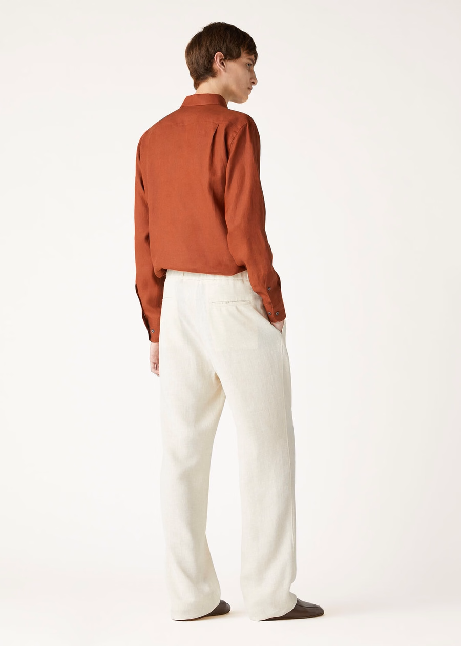 Camisa Andre em cúrcuma escura