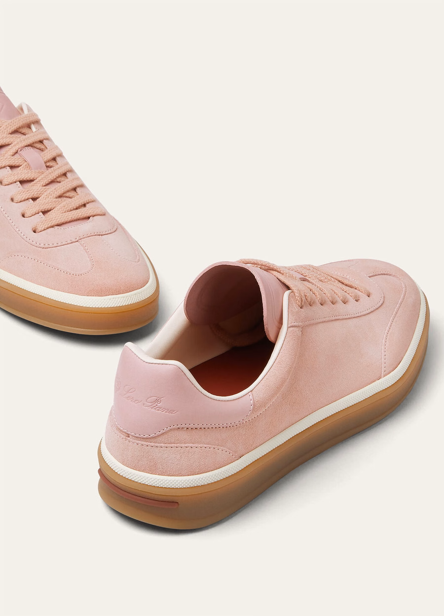 Tênis Tennis Walk em camurça com fenda na panturrilha, rosa verão.