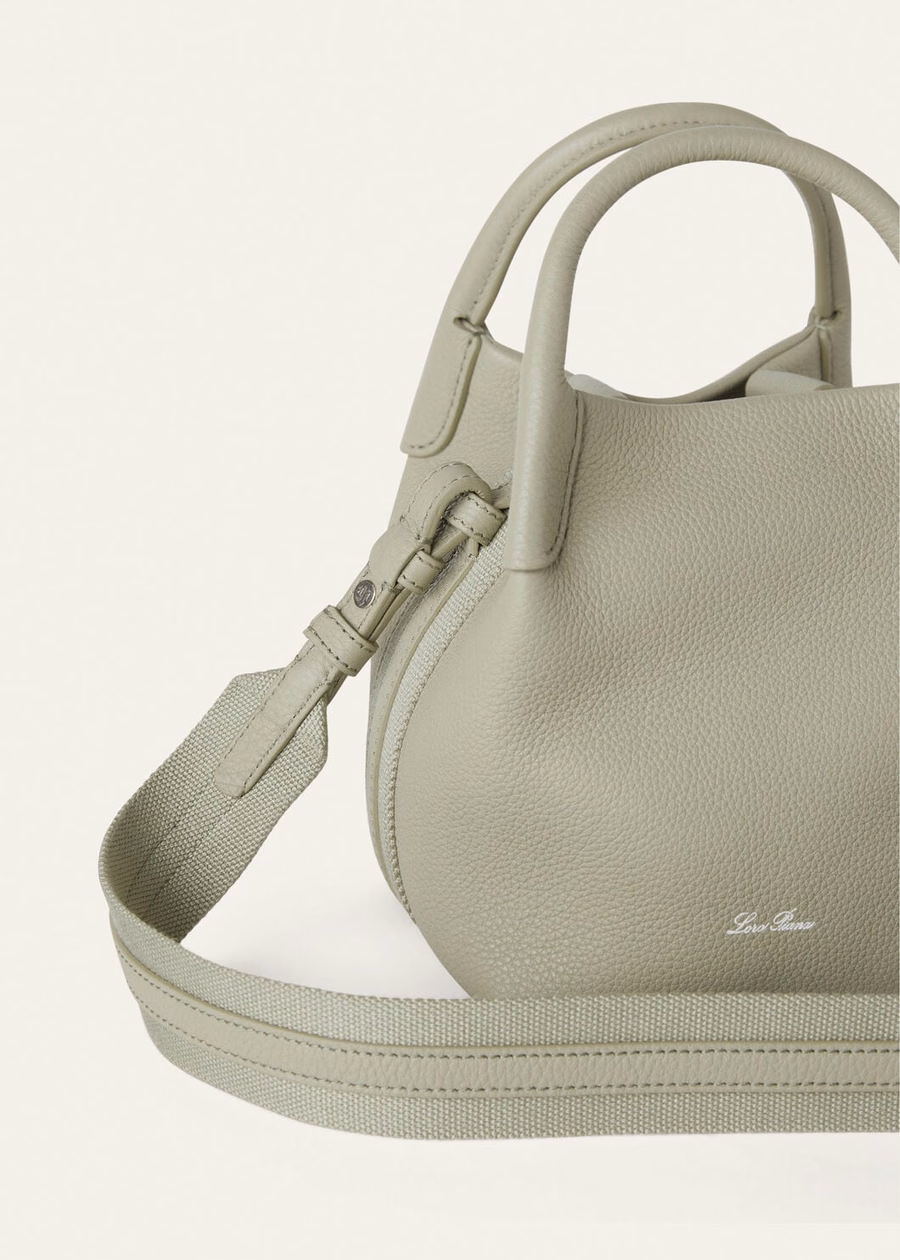 Micro Bale Bag Light Wasabi Granulado em Couro de Bezerro