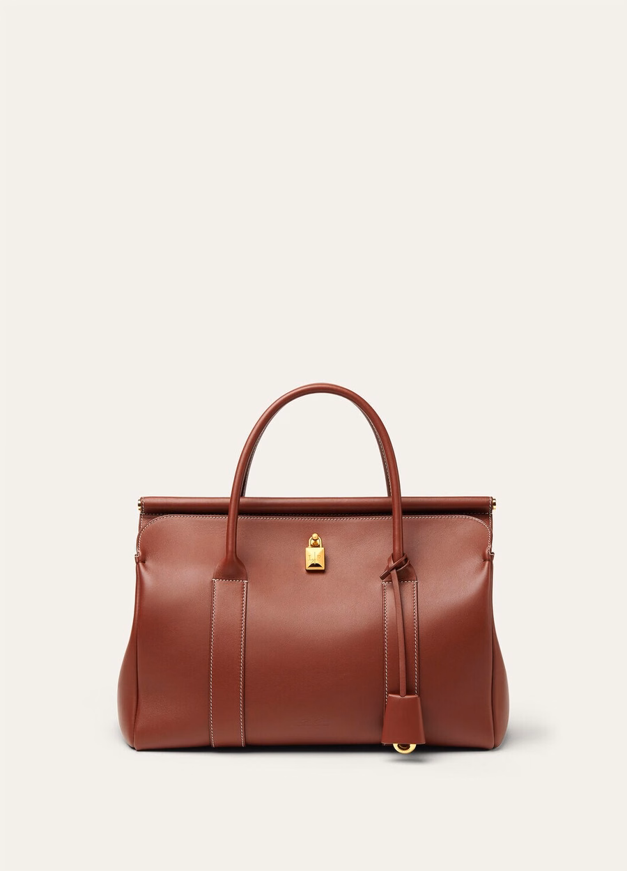 Bolsa Loom L32 em couro de bezerro liso, cor caramelo defumado/dourado.